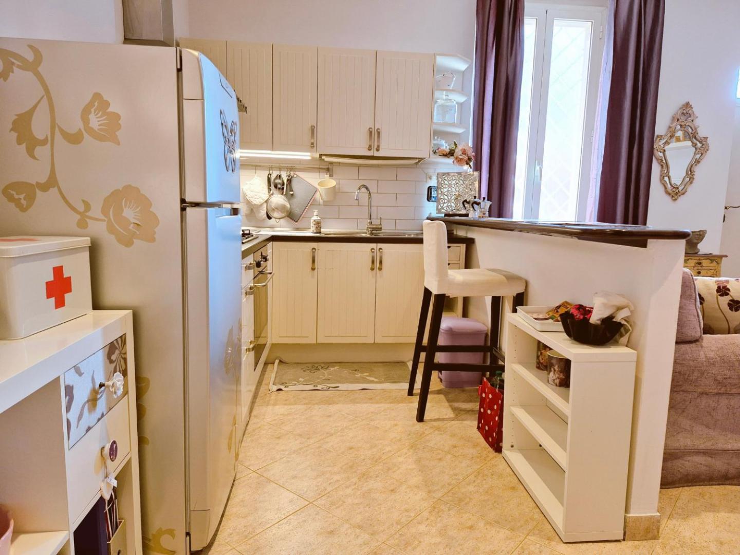 Appartement Elegante Con Terrazzino A San Lorenzo Rome