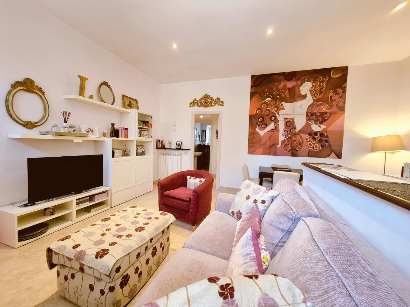 Appartement Elegante Con Terrazzino A San Lorenzo Rome